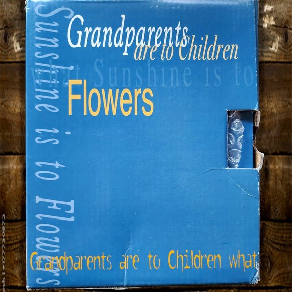 Grandchildren Wood Photo Box - Picture 3 of 4